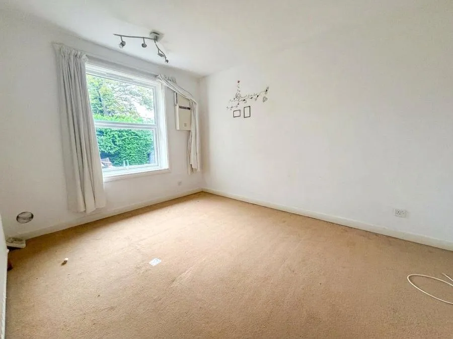 Valroy Close, Camberley, GU15, photo 7