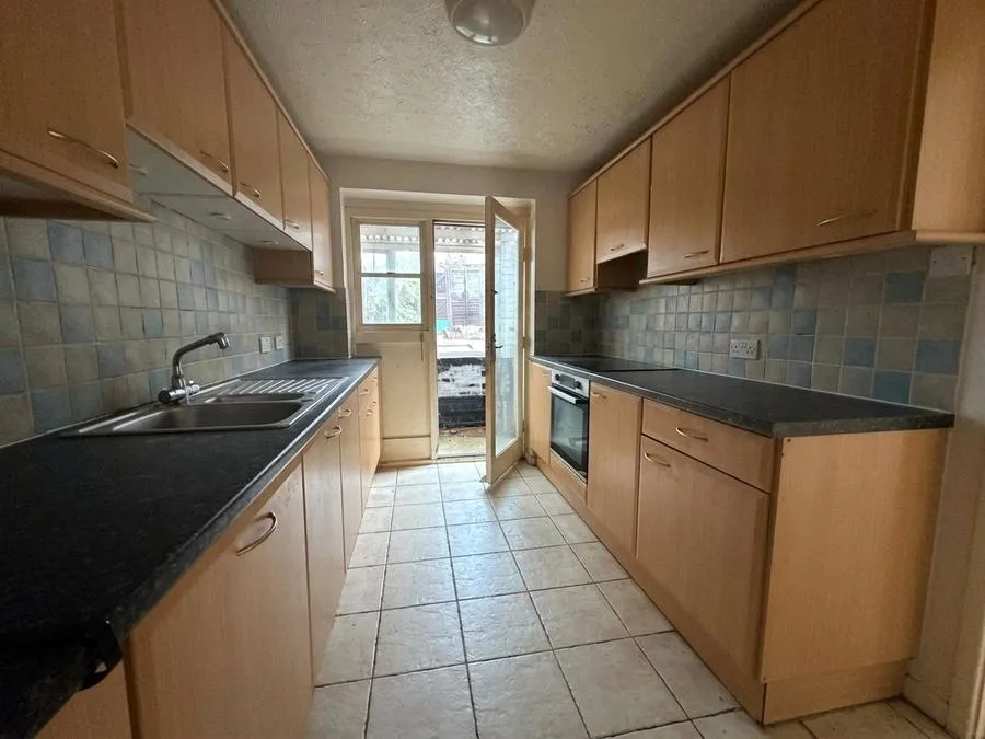 Valroy Close, Camberley, GU15, photo 5