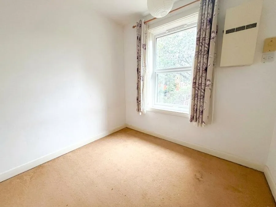 Valroy Close, Camberley, GU15, photo 8