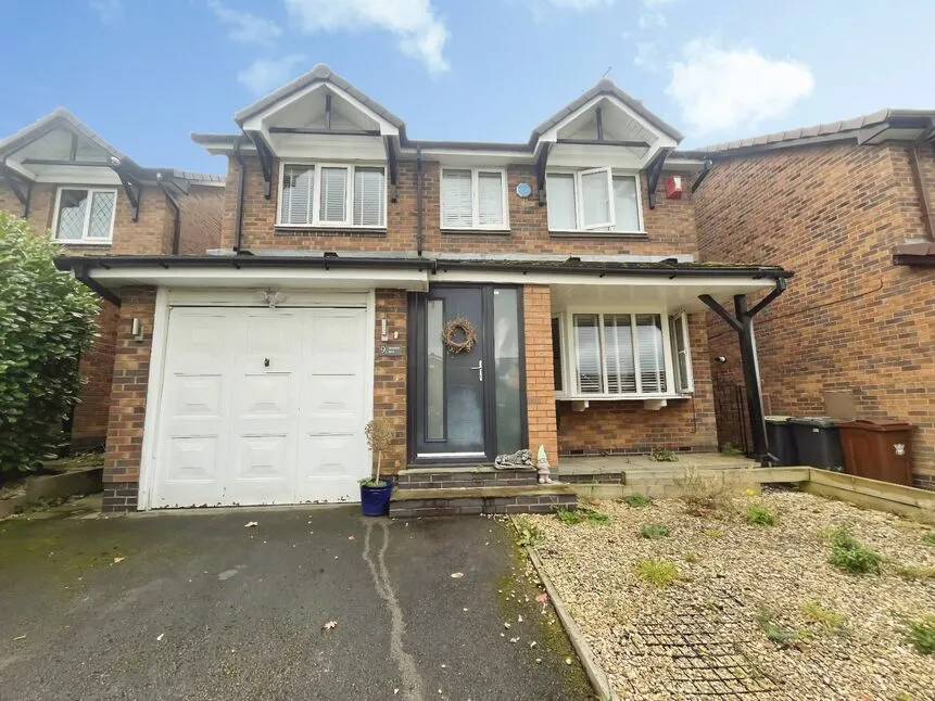 4 bed house to rent, Shropshire Drive, Glossop, SK13