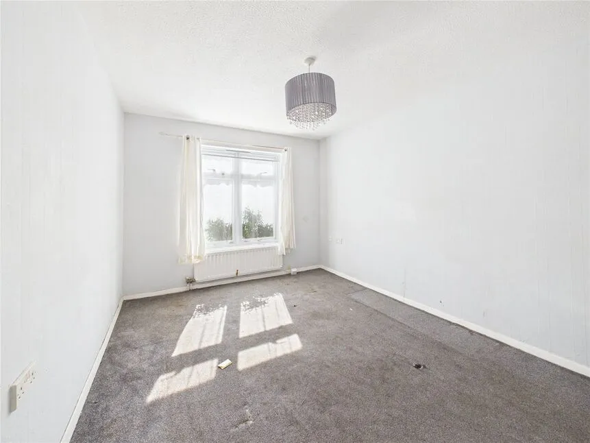 Linnett Close, London, E4, photo 3