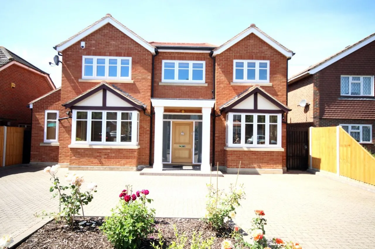 Laleham Road, Staines-upon-Thames, TW18, photo 18