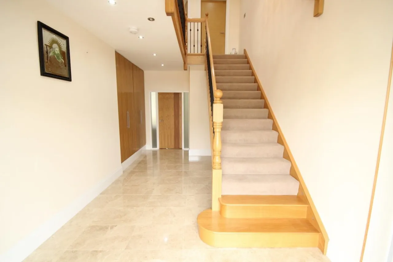 Laleham Road, Staines-upon-Thames, TW18, photo 11