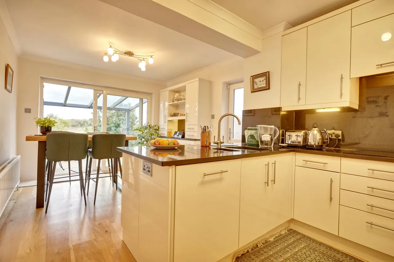 Elmwood, Sawbridgeworth, CM21, photo 4
