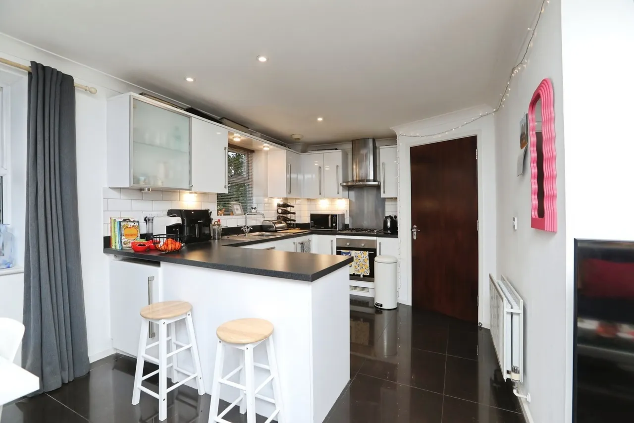 Tonbridge Road, Maidstone, ME16, photo 2
