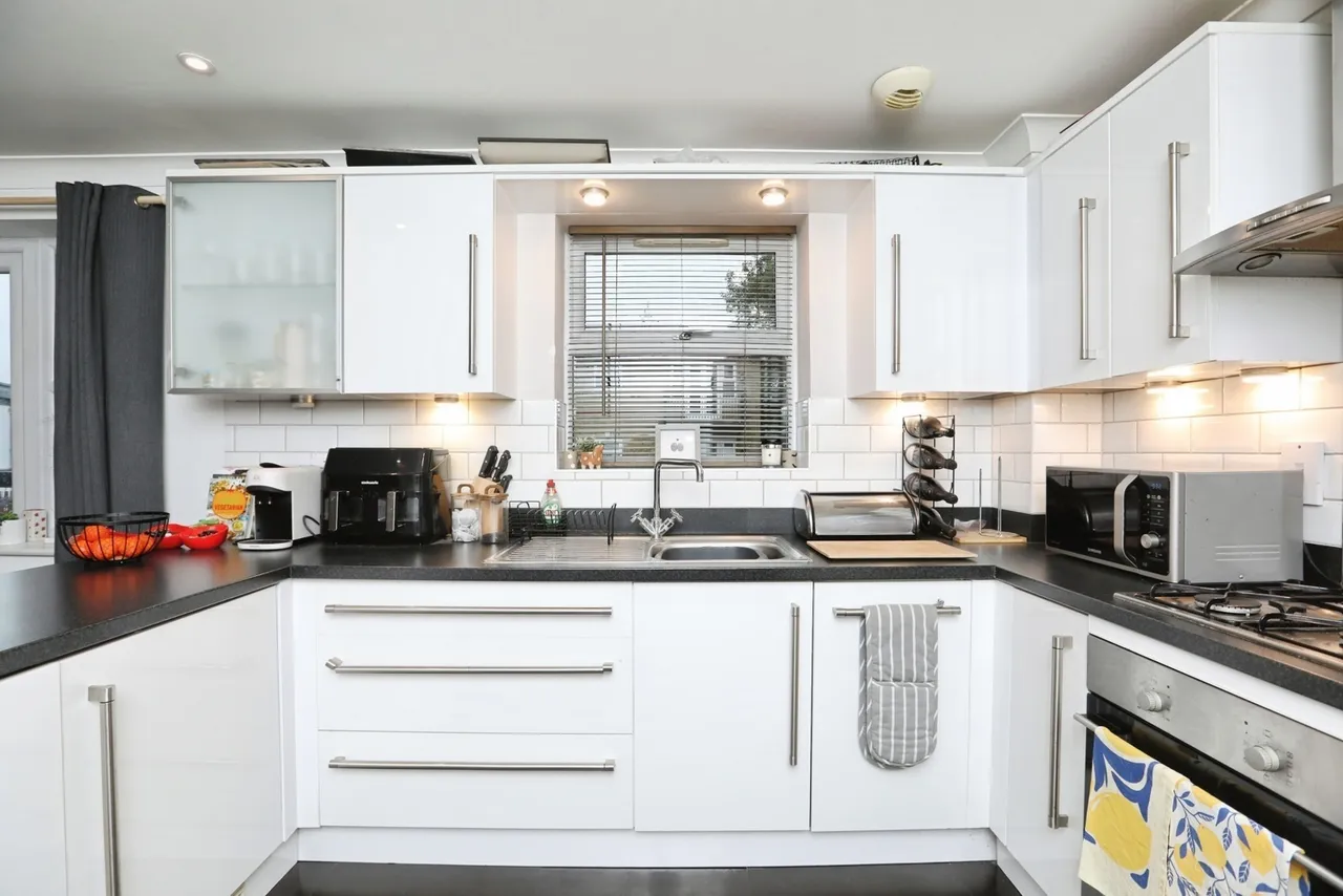 Tonbridge Road, Maidstone, ME16, photo 4