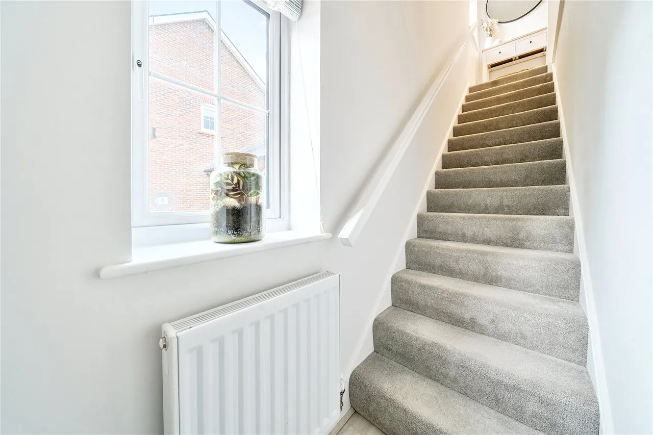 Titchener Way, Hook, Hampshire, RG27 9RT, photo 14