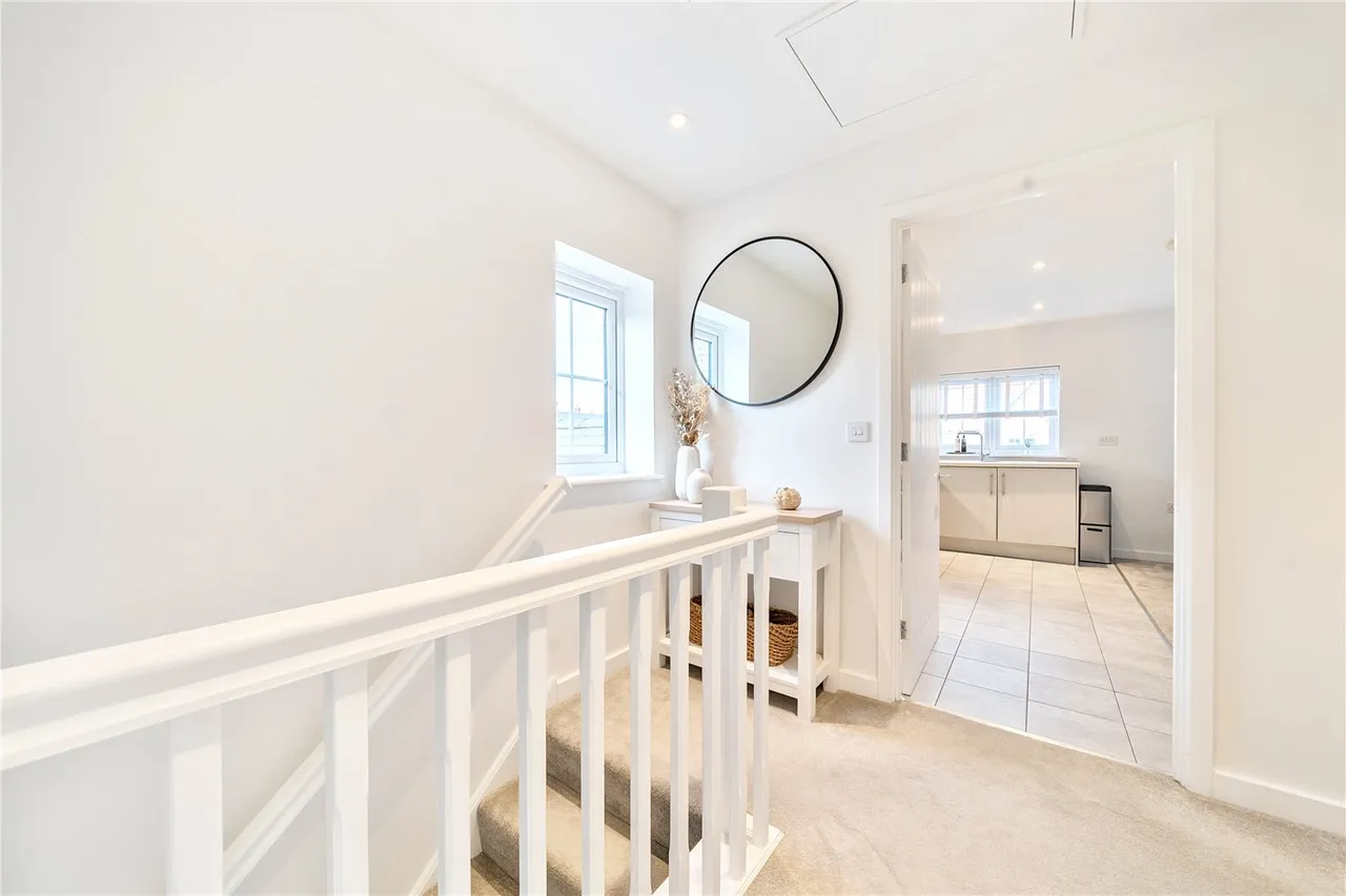 Titchener Way, Hook, Hampshire, RG27 9RT, photo 9