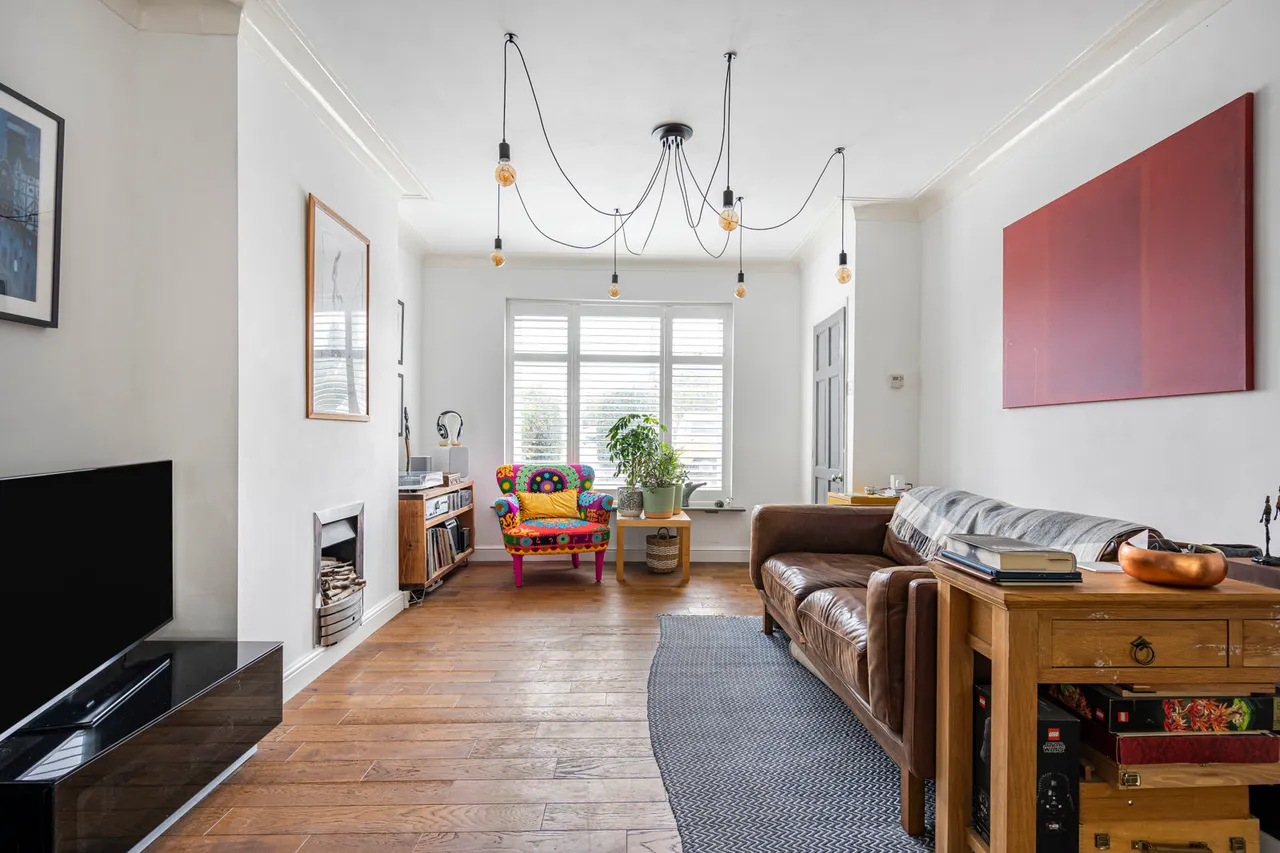 Vegal Crescent, Englefield Green, TW20, photo 5