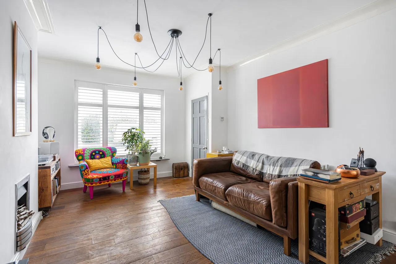 Vegal Crescent, Englefield Green, TW20, photo 12