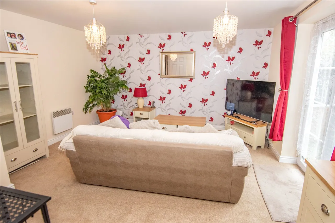 Design Close, Bromsgrove, Worcestershire, B60 3GS, photo 2