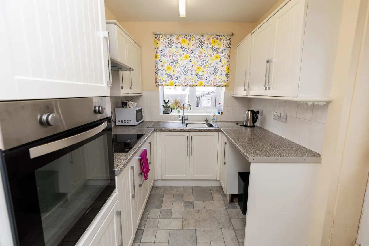 Girton Close, Ellesmere Port, CH65, photo 7