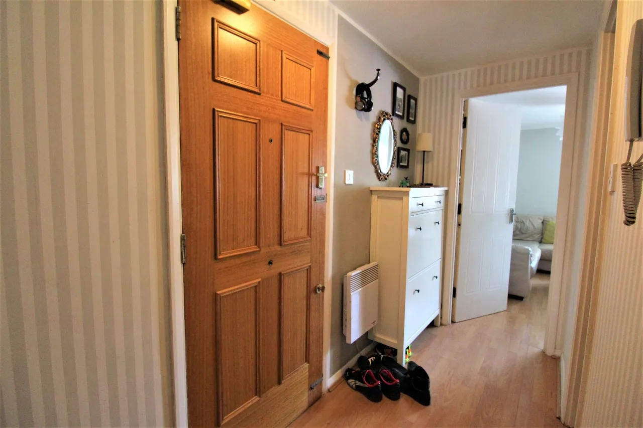 Coal Court, Grays, Essex, RM17 6PN, photo 5