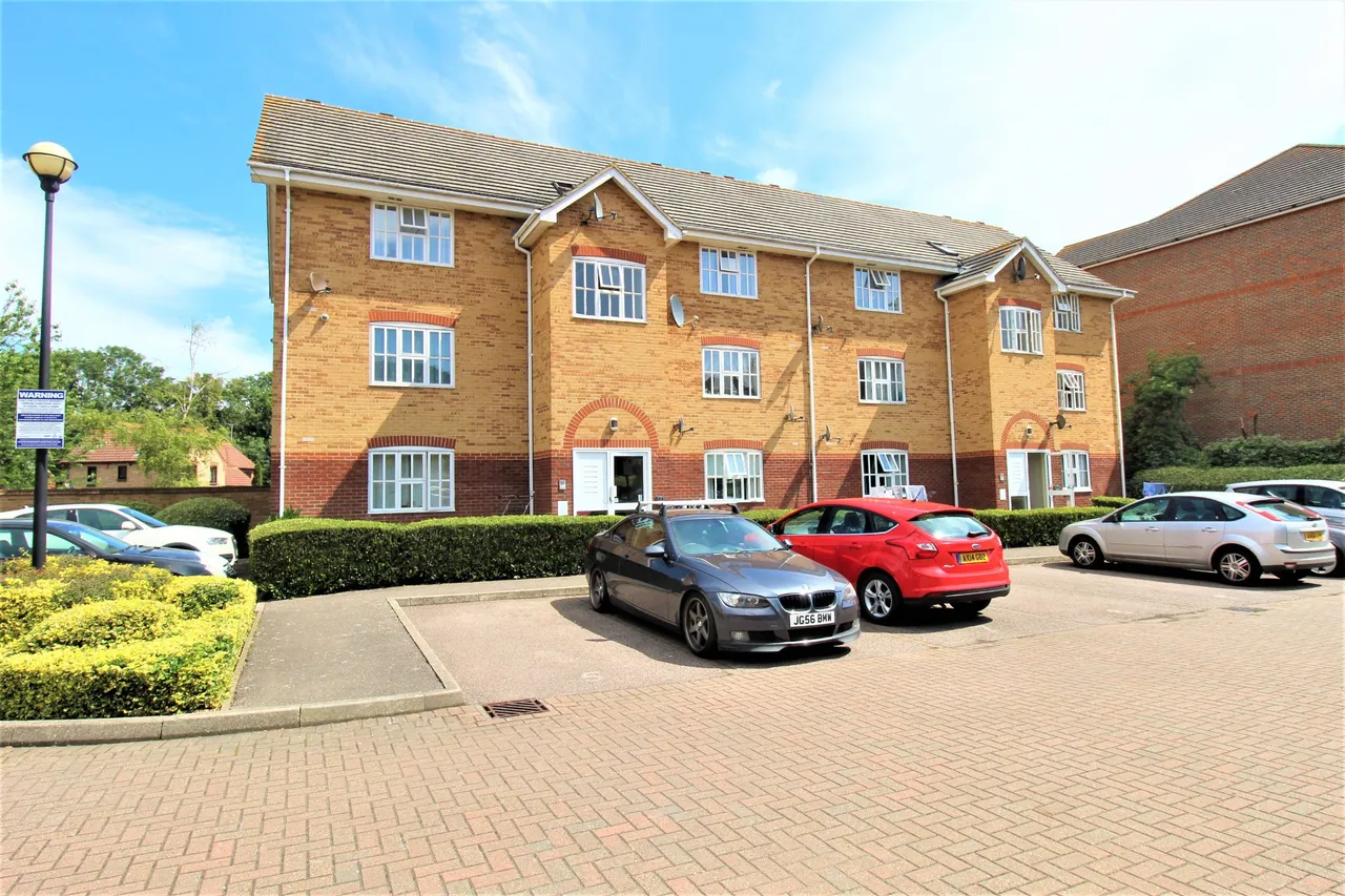 Coal Court, Grays, Essex, RM17 6PN, photo 8