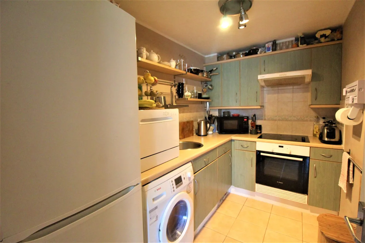 Coal Court, Grays, Essex, RM17 6PN, photo 3