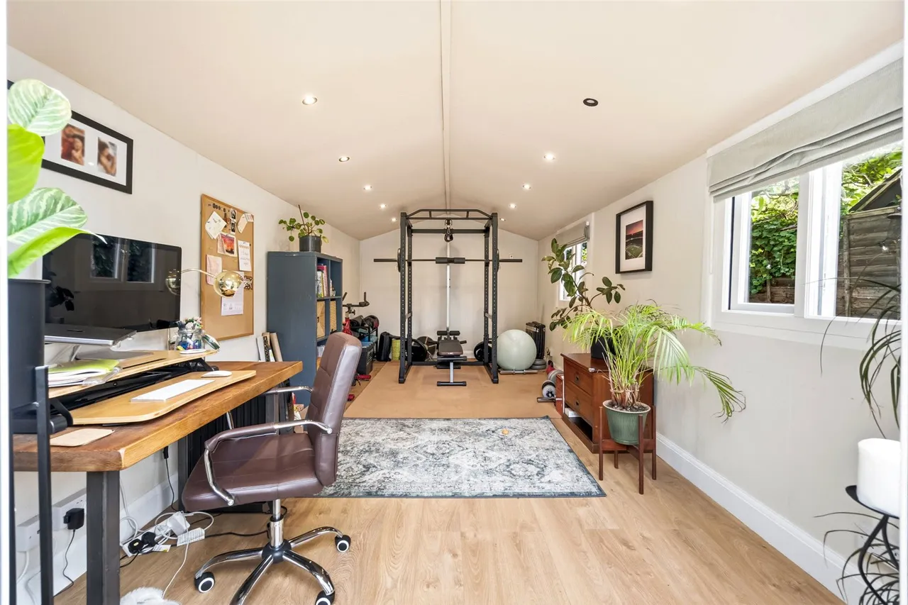 Warren Road, Twickenham, TW2 7DH, photo 11