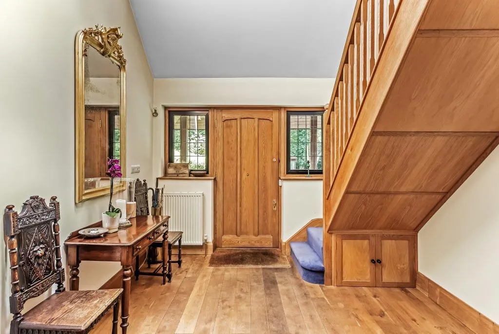 Newdigate Road, Beare Green, RH5, photo 17