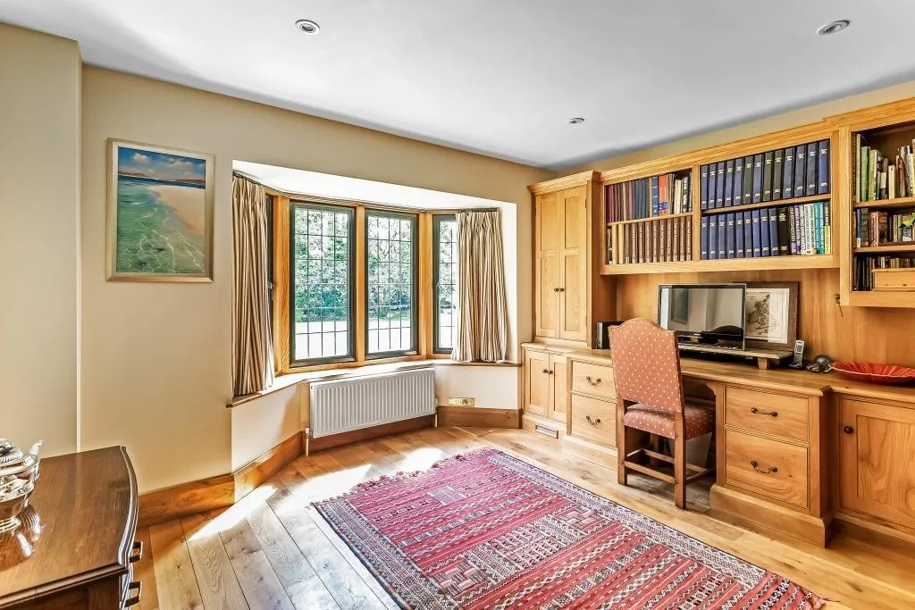 Newdigate Road, Beare Green, RH5, photo 6