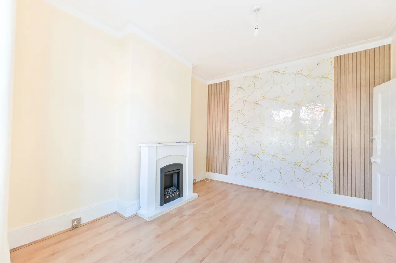 111 Deacon Road, London, photo 9