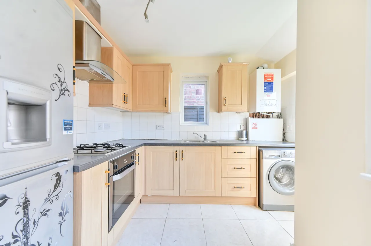 111 Deacon Road, London, photo 4