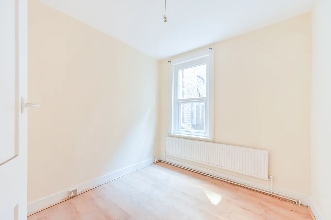 111 Deacon Road, London, photo 8