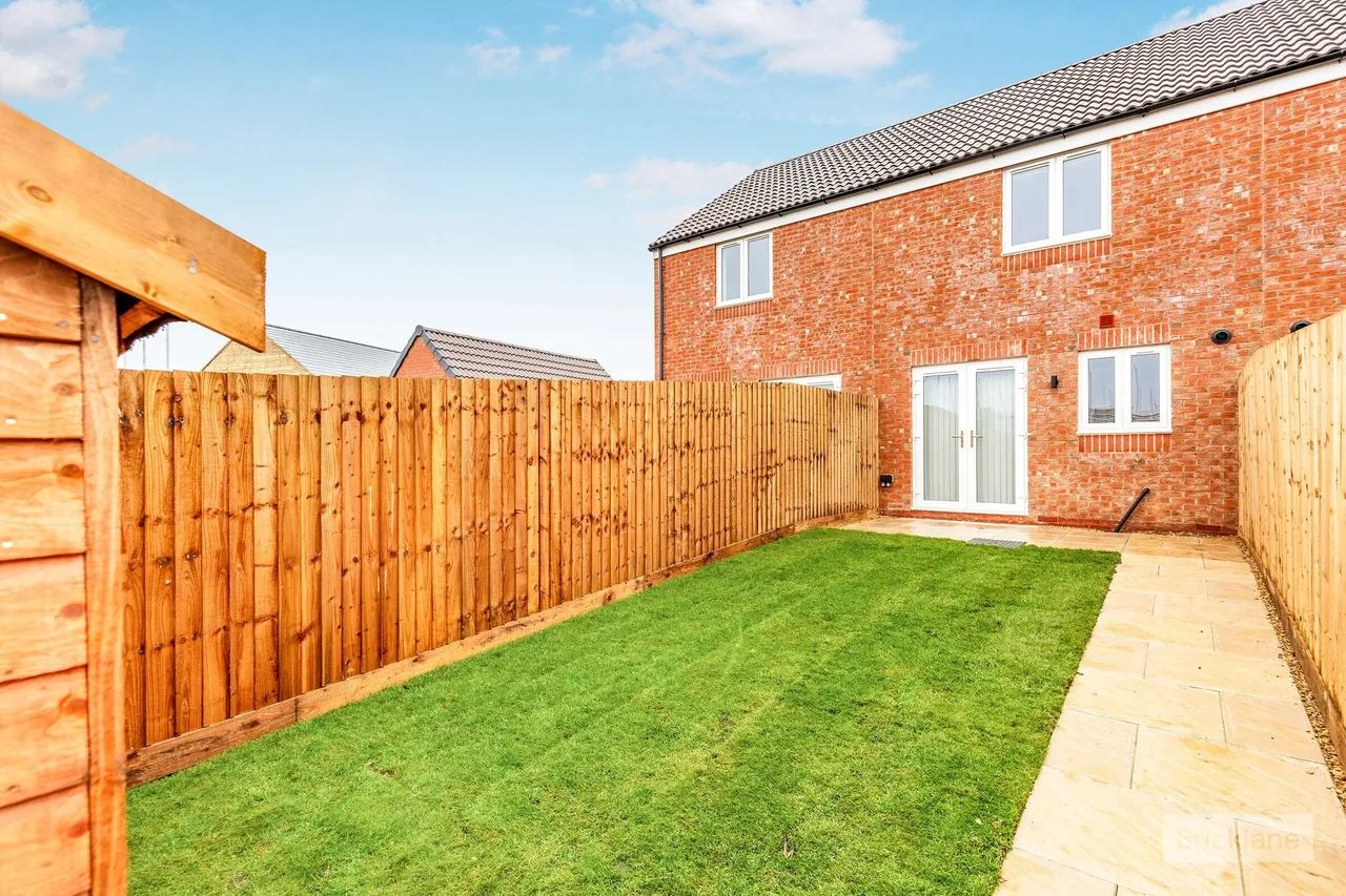 Alva Close, Corby, photo 10