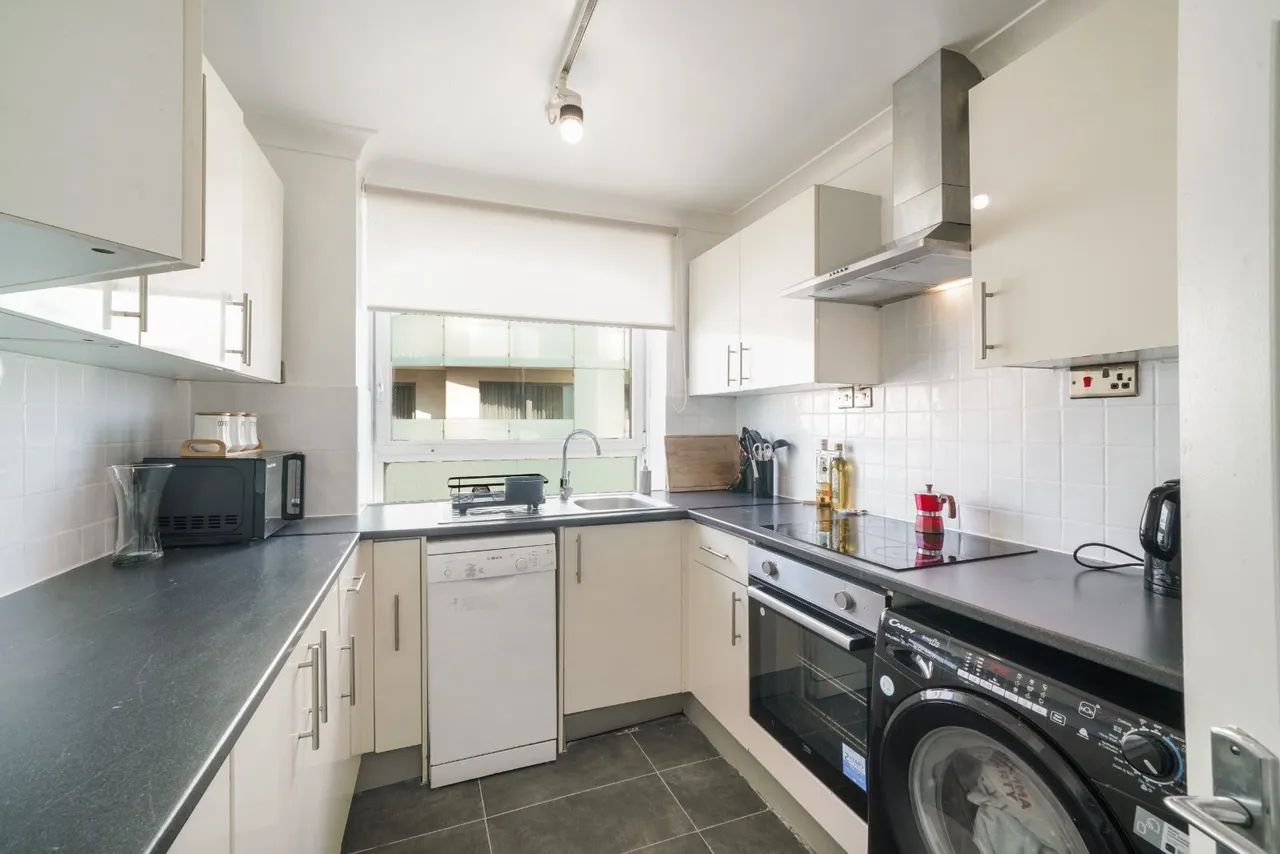 Greville Road, London, NW6, photo 2
