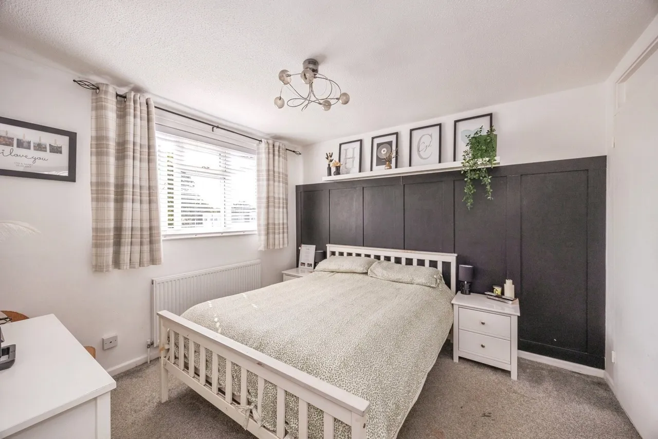 Juniper Square, Havant, PO9, photo 8