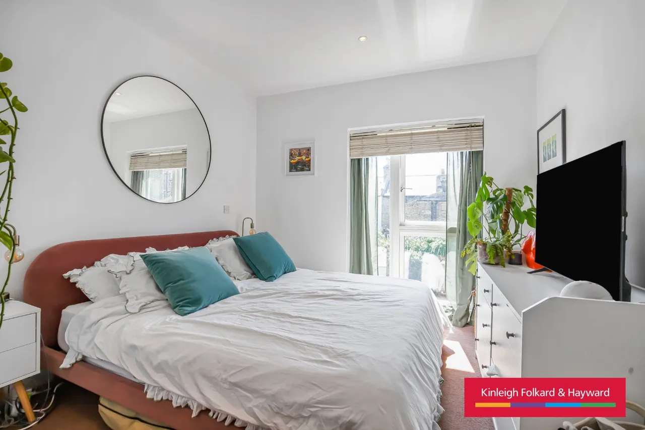 Furley Road, London, SE15, photo 3