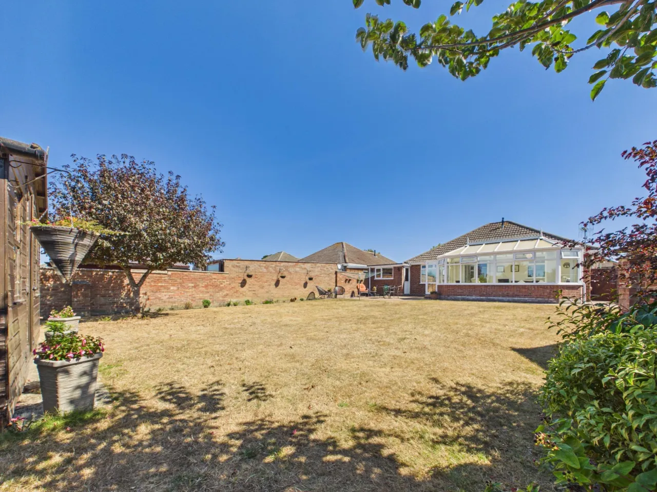 Crestview Drive, Lowestoft, photo 18