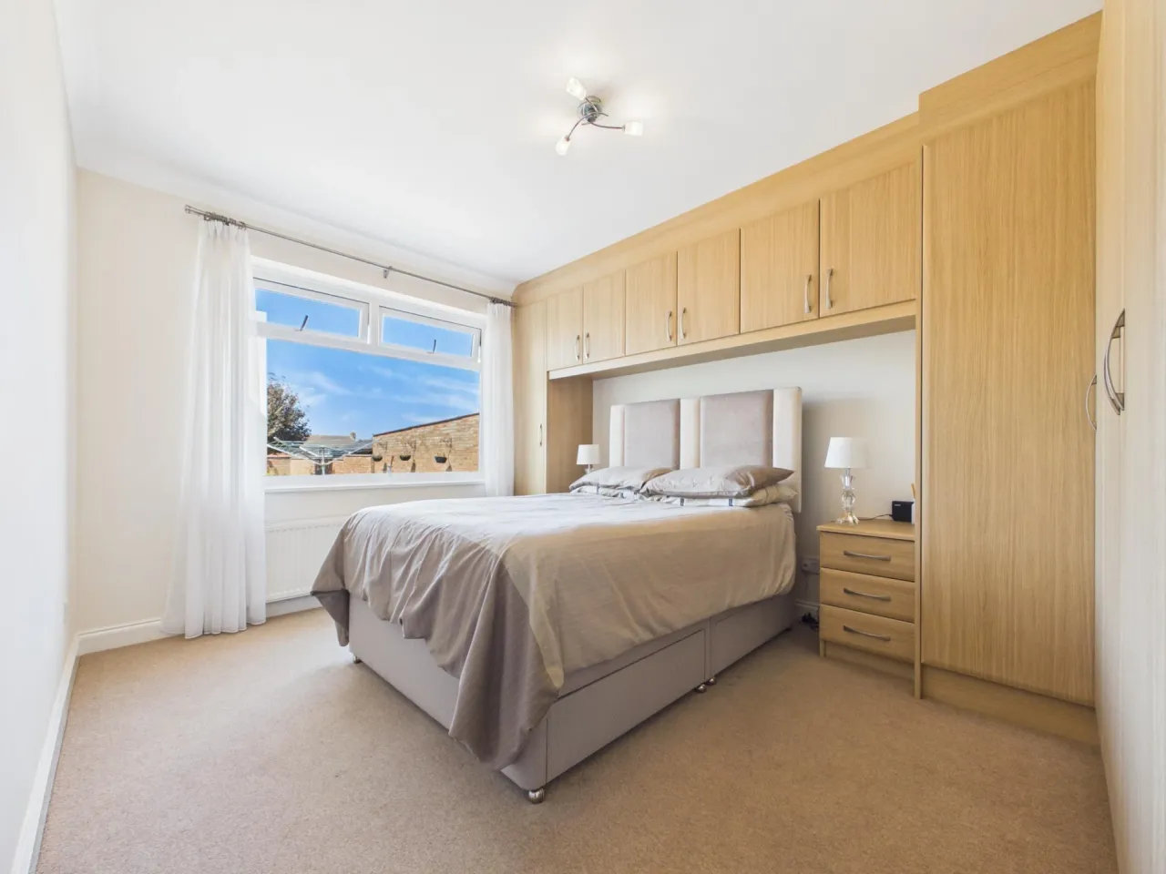 Crestview Drive, Lowestoft, photo 10