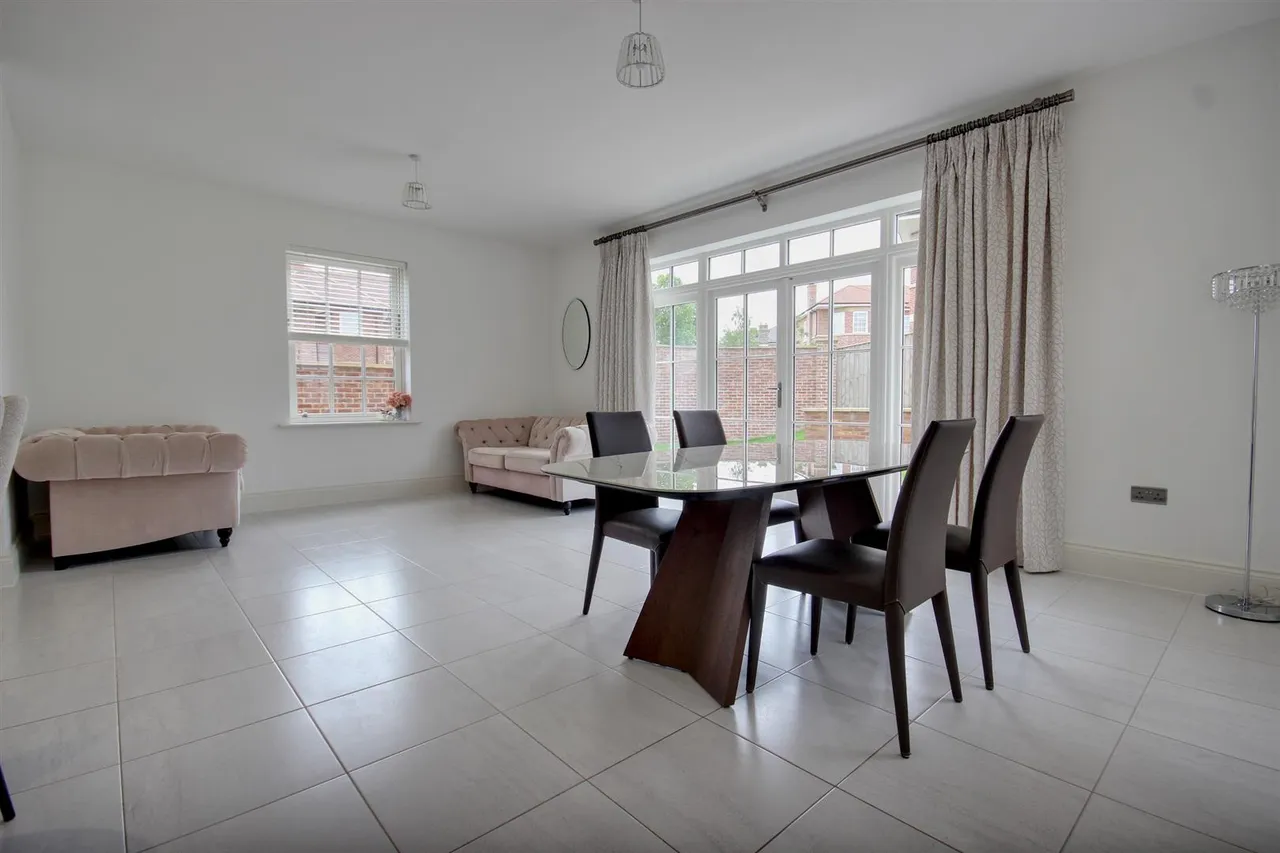 Old College Drive, Beverley, photo 9