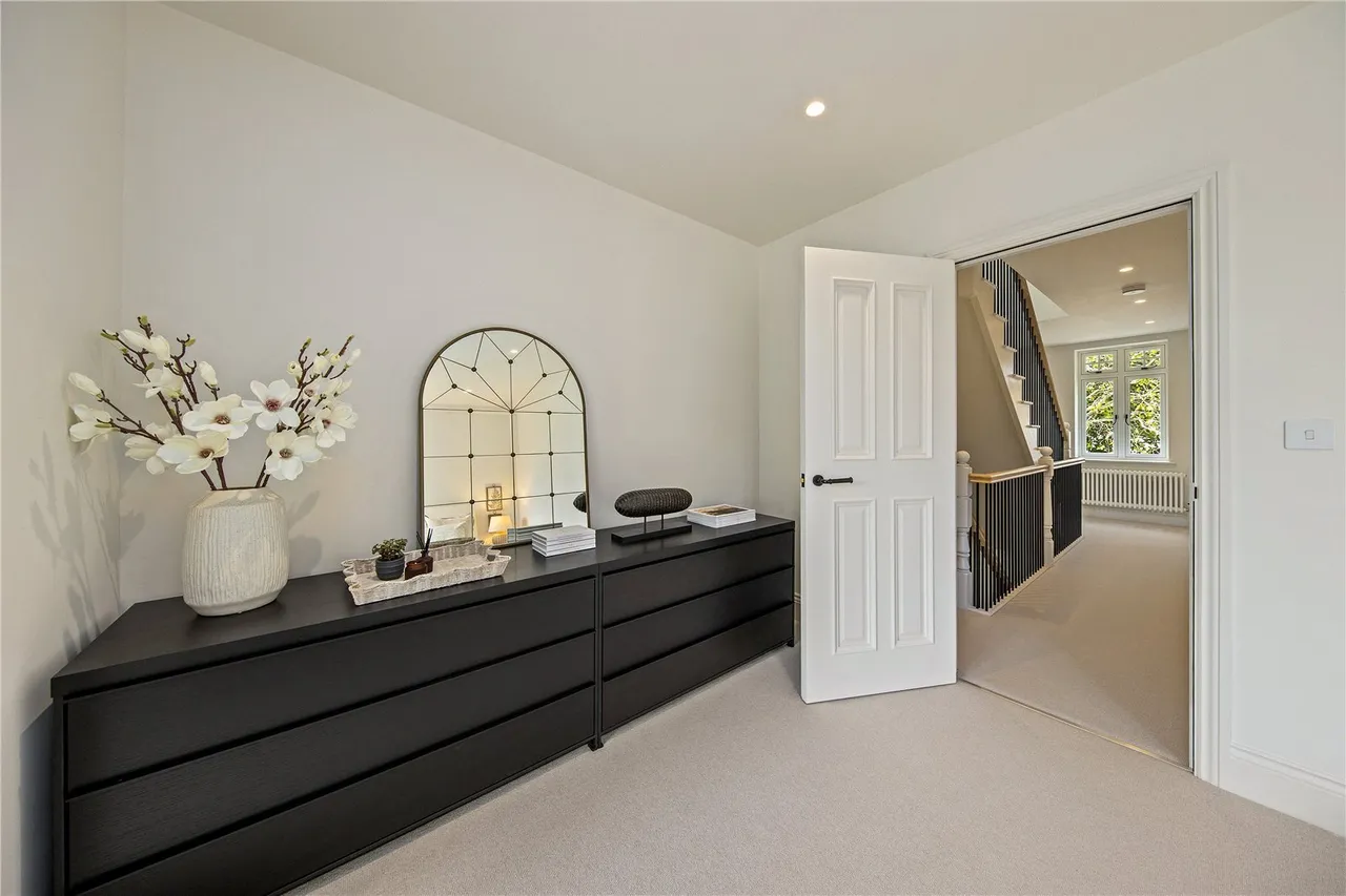Wensleydale Road, Hampton, TW12, photo 16