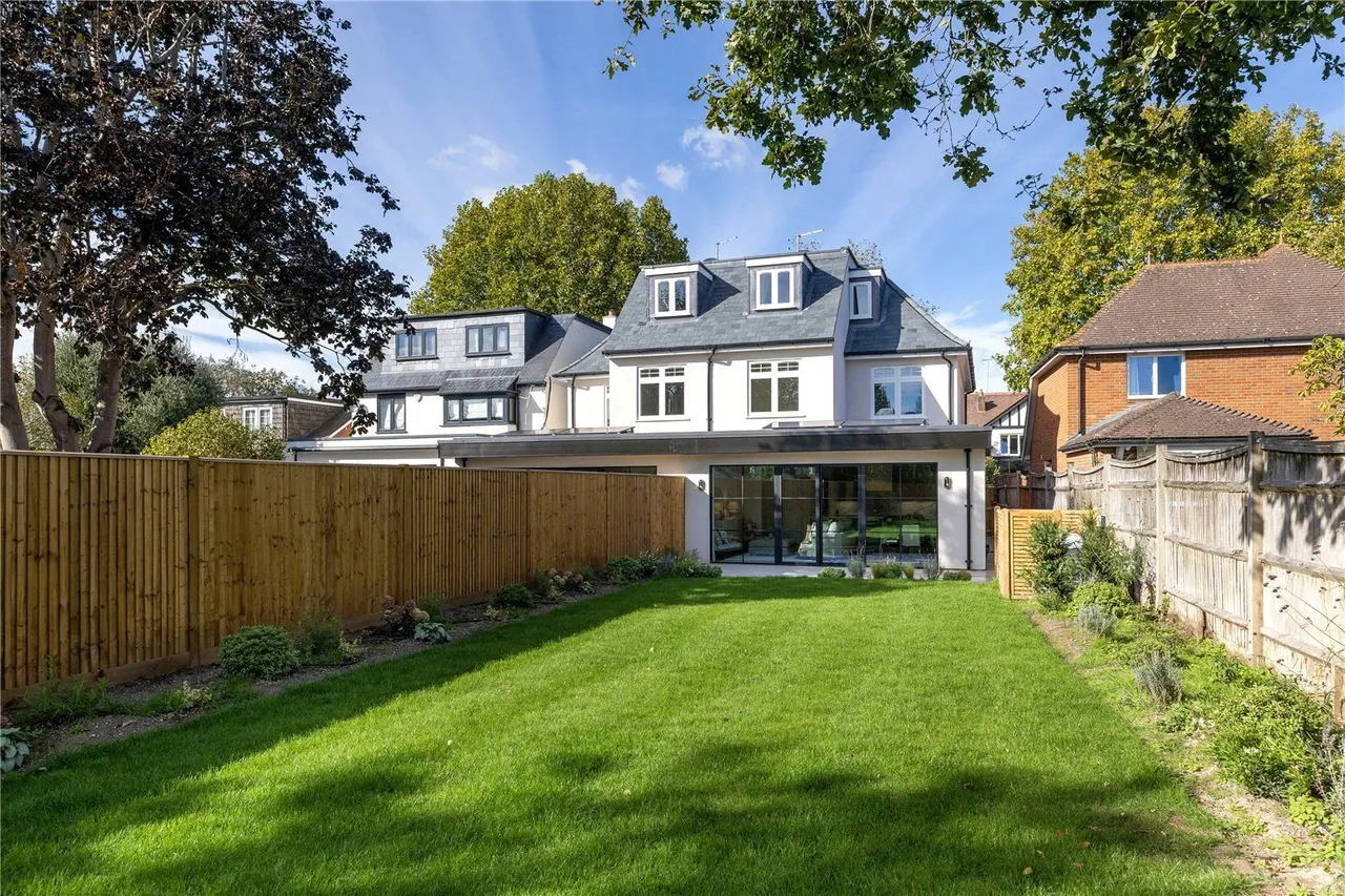 Wensleydale Road, Hampton, TW12, photo 2
