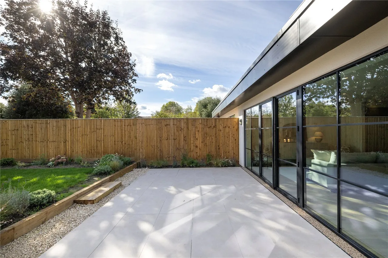 Wensleydale Road, Hampton, TW12, photo 24