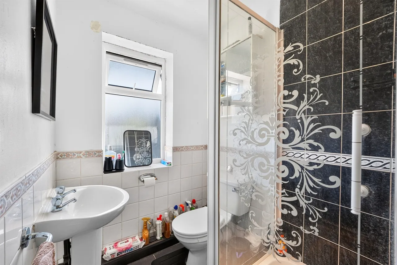 Dorchester Road, Morden, SM4, photo 10