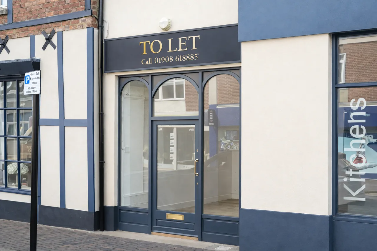 St. John Street, Newport Pagnell, MK16, photo 7