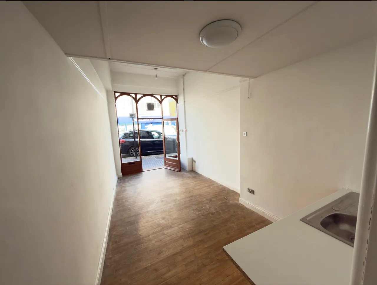St. John Street, Newport Pagnell, MK16, photo 6