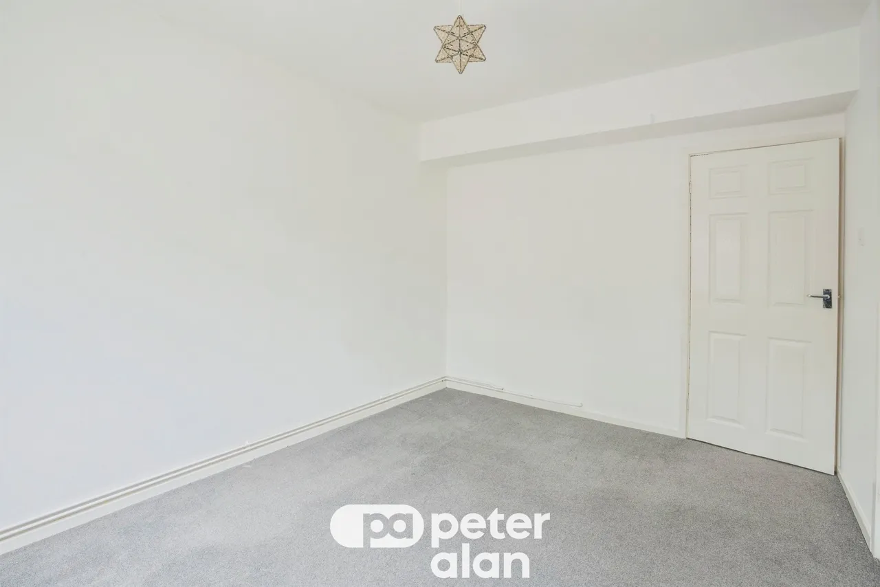 Park Lane, Cardiff, CF14, photo 11