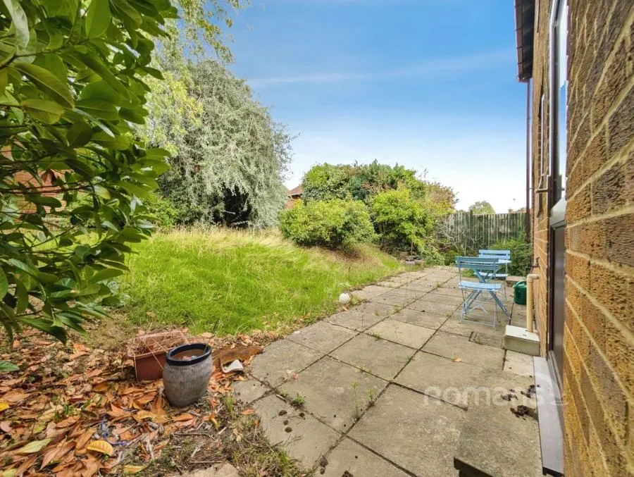 Chilcombe Way, Lower Earley, RG6, photo 15