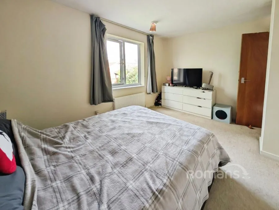 Chilcombe Way, Lower Earley, RG6, photo 9