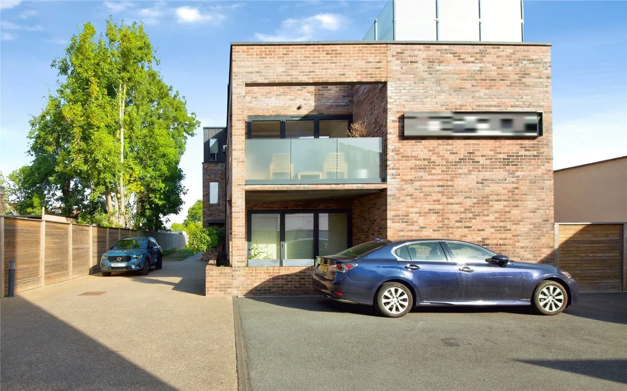 Woodhouse Road, London, N12, photo 17