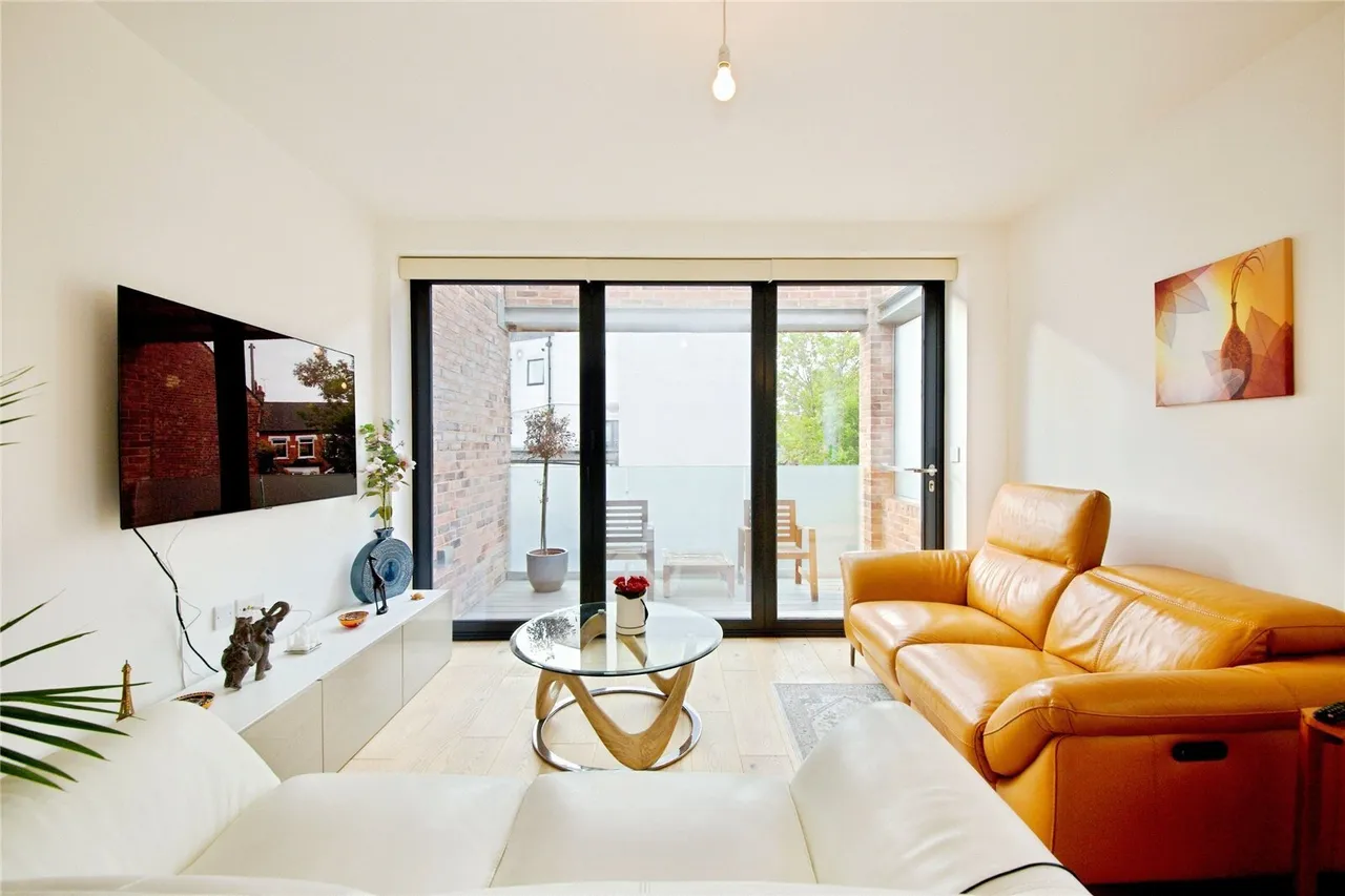 Woodhouse Road, London, N12, photo 2