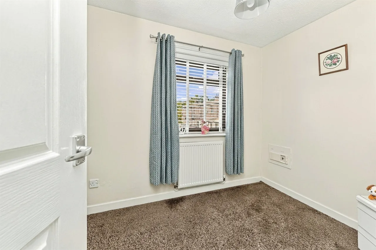 Manorley Lane, Bradford, BD6, photo 13