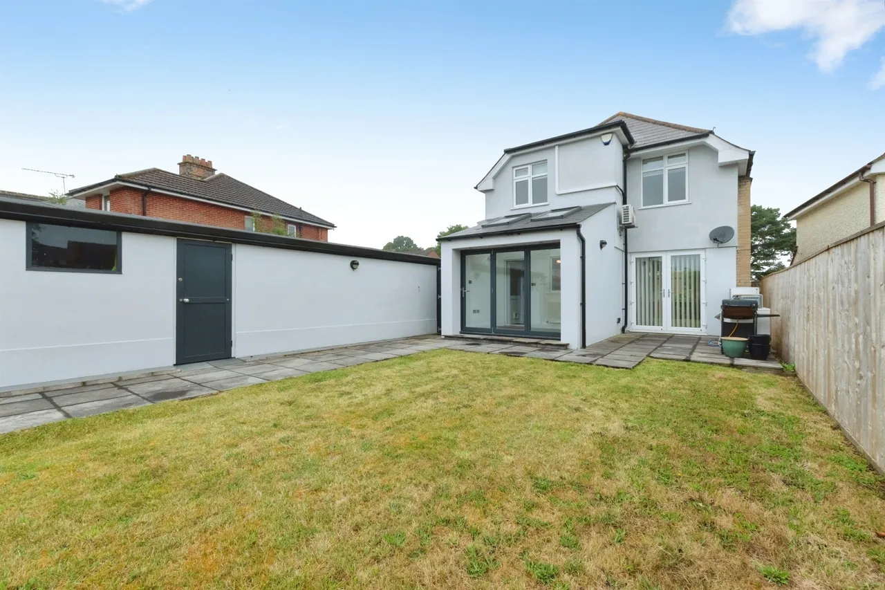 Cornelia Crescent, Poole, BH12, photo 15