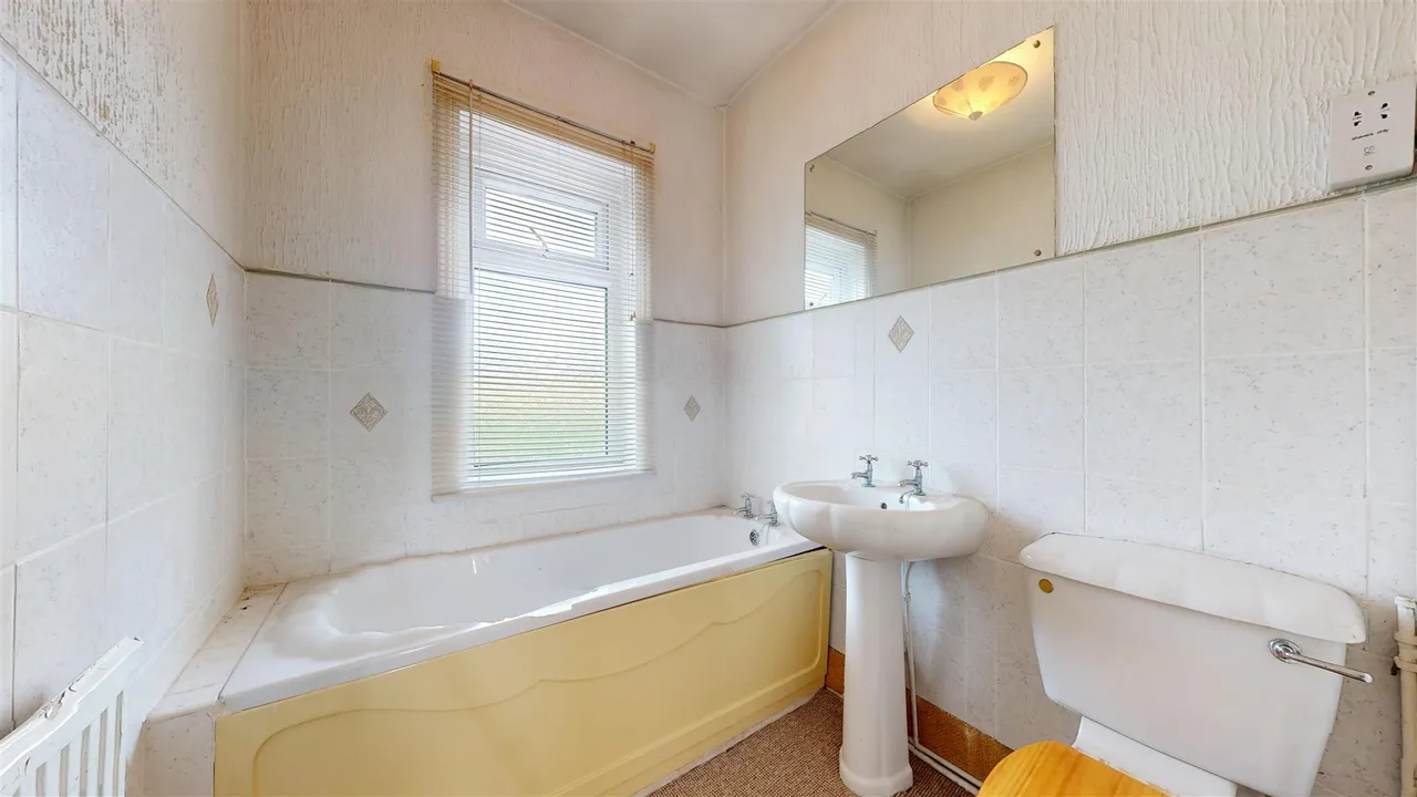 Wynne Road, Dentons Green, WA10, photo 19