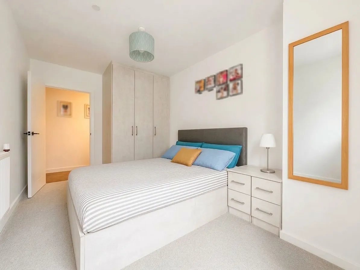 2 bed flat for sale, Tom Lake Way, Watford, WD19