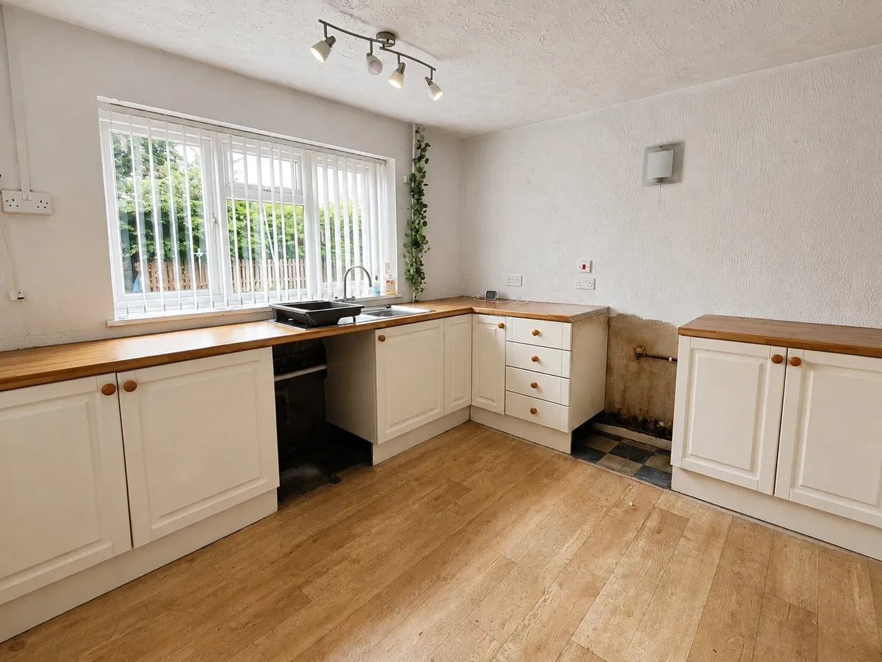 Smillie Place, Cannock, WS11, photo 4
