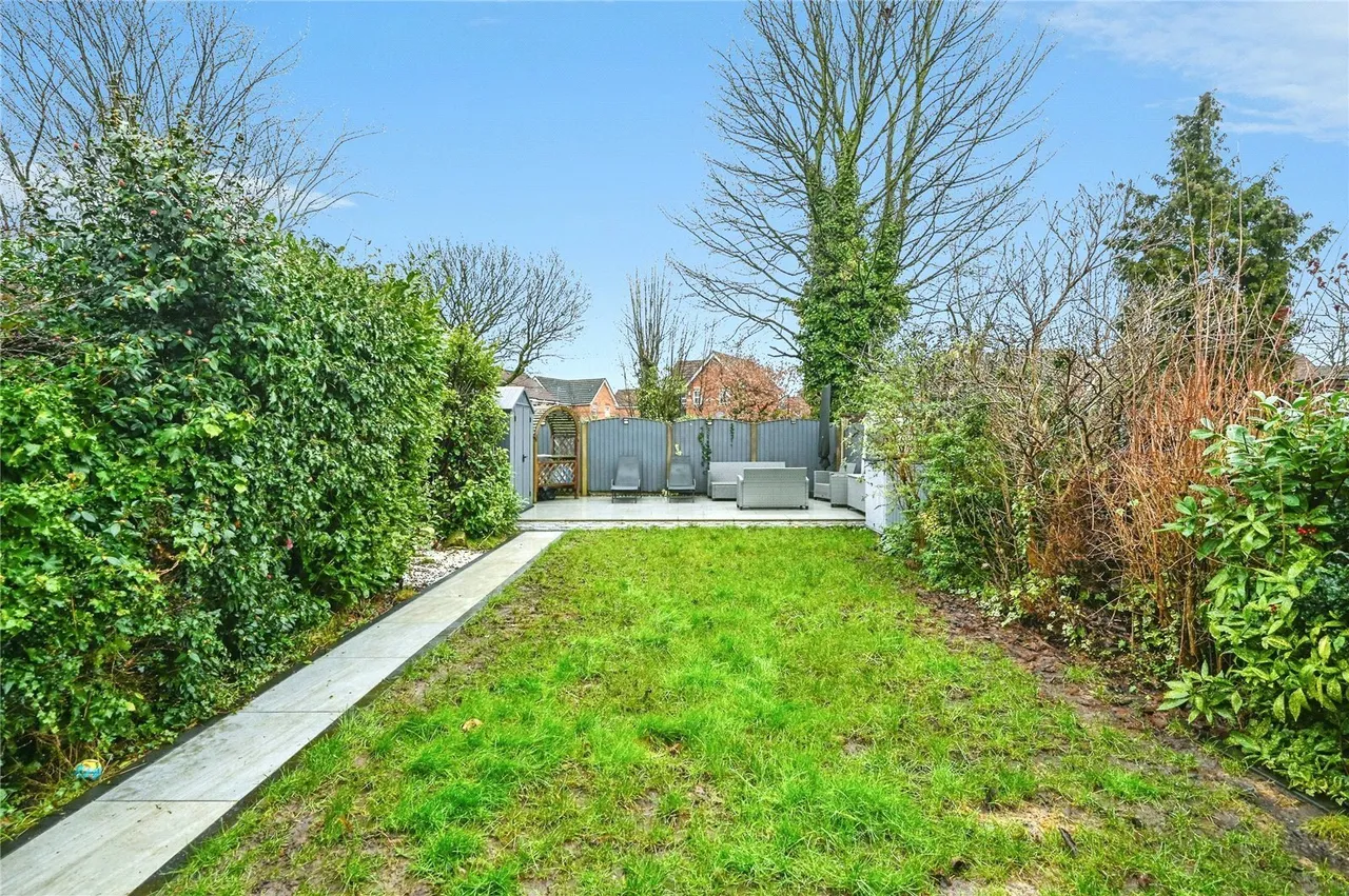 Walton Avenue, Penketh, Warrington, Cheshire, WA5, photo 32