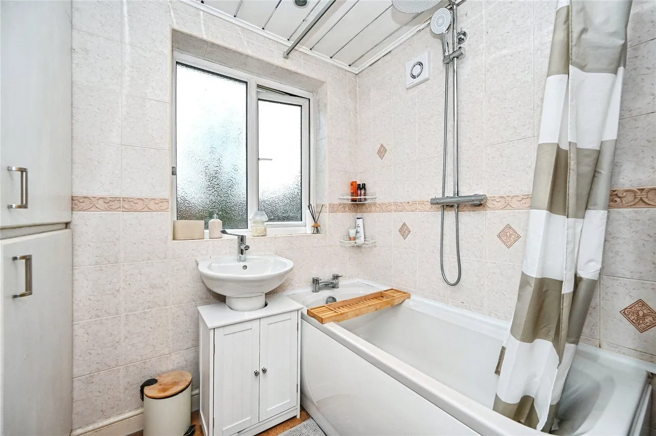 Walton Avenue, Penketh, Warrington, Cheshire, WA5, photo 21